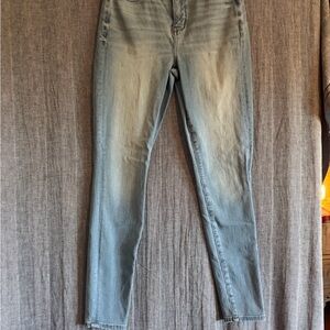 American Eagle Outfitters Light Blue Skinny Jeans